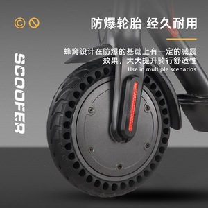 Trottinette électrique TANGSAN avec batterie au lithium pliable de 10,4 Ah, trottinette pour les trajets quotidiens - Product Image 3