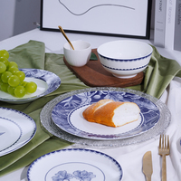 Assiettes rondes en céramique de luxe, bleu nordique et blanc, vaisselle en porcelaine à fleurs, ensemble d'assiettes à dîner, vaisselle en céramique pour mariage