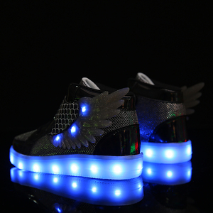 Sneakers per Bambini, <span class=keywords><strong>Scarpe</strong></span> Sportive con <span class=keywords><strong>Luci</strong></span> LED per Ragazze e Ragazzi, Design con Ali in Rete, <span class=keywords><strong>Scarpe</strong></span> Luminose - Product Image 5