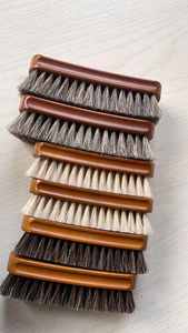 LM0513A Nuevo Estilo Cepillo Limpiador de Sombreros de Lana de Crin de Caballo de Alta Calidad con Mango de Madera de Haya - Product Image 4