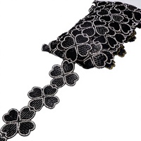 Vente en gros usine : Perles tubulaires noires en forme de fleur avec strass transparents à coller, accessoires écologiques pour vêtements africains DIY