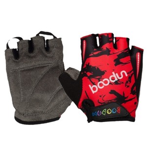 Guantes de Ciclismo para Niños Bao Dun, Medios Dedos, Diseño Rojo y Negro, Guantes para Montar en Bicicleta - Product Image 1