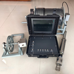 Hỗ trợ chức năng giám sát tùy chỉnh <span class=keywords><strong>Camera</strong></span> kép 73mm <span class=keywords><strong>Camera</strong></span> kiểm tra đường ống giếng khoan đơn giản sử dụng cần quay tay CCD IP68 - Product Image 2