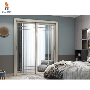 Armário de vidro anti-ruído com 3 trilhas, elevador personalizável, porta deslizante, mecanismo de design minimalista, quarto em aço inoxidável