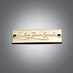 Etiqueta Metálica Rectangular Dorada o de Color Personalizado para Bolsos, Accesorios de Ferretería, Logotipo Personalizado al por Mayor, Se Aceptan Muestras - Product Image 5