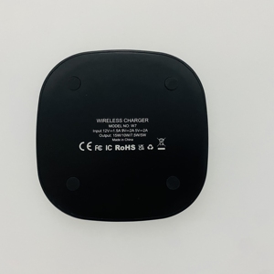 แท่นชาร์จไร้สายอลูมิเนียมอัลลอยด์ 15W ชาร์จเร็ว สำหรับบ้านและสำนักงาน รูปทรงสี่เหลี่ยม - Product Image 5