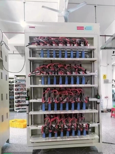 Lithium-Ionen-Batterie 5 V 60 A 5 V 100 A Batterieregeneration Kapazitätsklassifikation <span class=keywords><strong>Tesla</strong></span>-Batterieregenerator Ladung-Entladungstester - Product Image 2