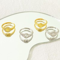 Nouveau design Montre personnalisée Zircon Couple Ring