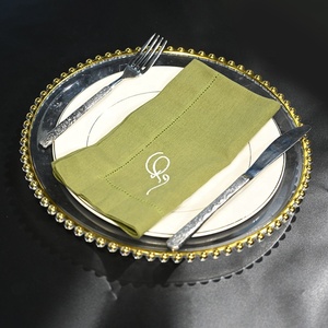 Serviettes en lin brodées monogrammées à points festonnés en coton et lin tissé pour la maison et les restaurants - Product Image 5