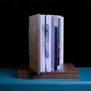 <span class=keywords><strong>Album</strong></span> photo et vidéo en cuir PU entièrement personnalisable avec gravure personnalisée pour un cadeau et un <span class=keywords><strong>souvenir</strong></span> haut de gamme - Product Image 4