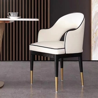 Meubles de restaurant modernes d'usine cadre en bois grand coussin éponge doux chaise de restaurant chaise de salle à manger