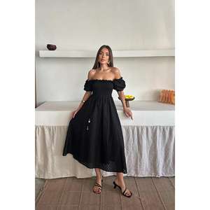 Robe élégante noire à épaules dénudées, taille élastique, coupe trapèze, dos nu, tissée, respirante, pour le quotidien et les occasions décontractées - Product Image 4