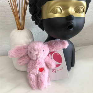 Porte-clés lapin en peluche rose mignon et doux avec breloque lapin en peluche et sac à dos jouet pour les couples avec fonction d'amour améliorée - Product Image 3