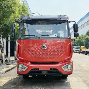 Équipement de construction routière, distributeur automatique d'asphalte, distributeur de <span class=keywords><strong>bitume</strong></span>, camion pulvérisateur d'asphalte avec châssis Howo - Product Image 2