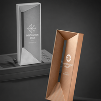 Trophée métallique moderne personnalisé par Noble Manufacturer pour les récompenses d'entreprise, la reconnaissance des employés et les prix de compétition