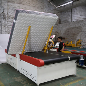 Machine à coudre industrielle automatique à point plat pour la fabrication de meubles, le matelassage de matelas et la confection de rubans - Product Image 4