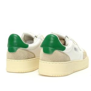 รองเท้าผ้าใบตาข่ายผู้ชายสุดหรู โลโก้แท้ ระบายอากาศได้ดี สวมใส่สบาย แบบผูกเชือก รองเท้าวิ่งลำลอง คุณภาพสูง สำหรับใช้งานกลางแจ้ง - Product Image 2