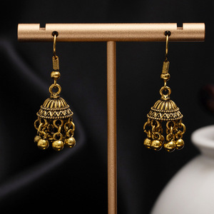 Boucles <span class=keywords><strong>d</strong></span>'oreilles pendantes exotiques vintage en alliage électroplaqué style ethnique, avec pompons bohèmes pour femme, livrées en boîte - Product Image 2