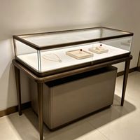 Vitrine à bijoux éclairée par LED, dimensions personnalisables, design durable et écologique, construction étanche pour les magasins de détail