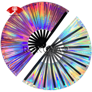 2025热卖个性化竹色彩虹色扇子大聚氯乙烯手扇子舞会扇子 - Product Image 4