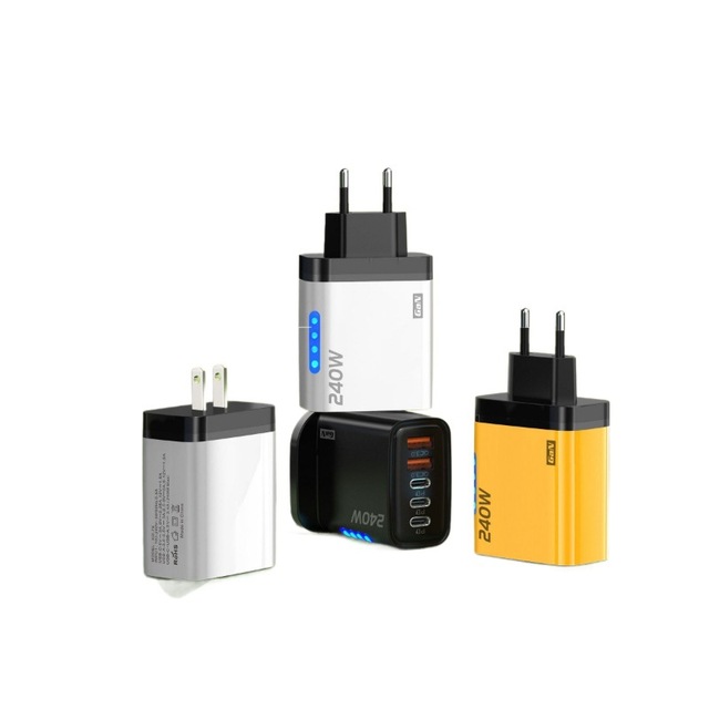 New dual-USB +3PD multi-port charger Applicable to 240w Intelligent charging head with light