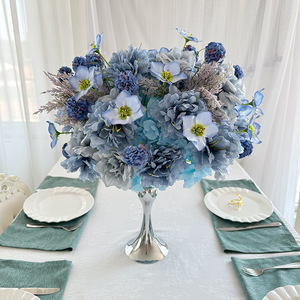 Flores Artificiales Azules Hechas a Mano de Alta Calidad para Bodas y Navidad, Inspiradas en el Viento del Océano, Rosas, Peonías y Golondrinas de Seda, Duraderas, Venta al Por Mayor - Product Image 1