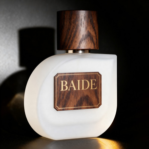 Botella de Perfume de Vidrio Vacía Personalizada de Fábrica, con Pulverizador y Tapa de Madera, 30ml 50ml 75ml 100ml - Product Image 6