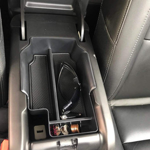 Frente coche apoyabrazos <span class=keywords><strong>de</strong></span> centro consola ABS <span class=keywords><strong>de</strong></span> almacenamiento organizador Chevrolet para Chevy 2019 - Product Image 6
