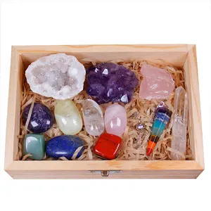 Подарочная коробка из натурального дерева с кристаллами продвигает мир и любовь в вашем пространстве заботливый и уникальный подарок для медиации