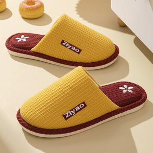 Nicecin Custom Comfy Plush Cute Winter Warm Indoor Inside Fur Fluffy Luxury Smile Face pantofole <span class=keywords><strong>scarpe</strong></span> da casa per le donne - Product Image 3