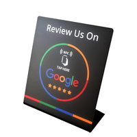 13.56mhz personnalisé Nfc213 Google Review Stand Qr Code Scanning Pvc Tabletop Menu Display Stand