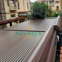 Fenêtre enroulable de toit automatique de haute qualité Design moderne pour villas Cadre vertical en alliage d'aluminium durable et économe en énergie