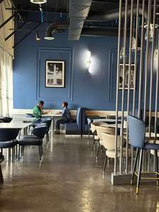 Uso comercial Café Silla azul vacía Restaurante Edmonton Silla <span class=keywords><strong>La</strong></span> Silla Et Tendre Orleans Restaurante Silla Tela - Product Image 4