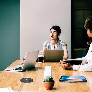 Best Seller di Ricarica Veloce Mobili del Desktop Incorporato Logo Personalizzato Caricatore Senza Fili per <span class=keywords><strong>iphone</strong></span> e Android Telefono Cellulare - Product Image 5