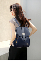 Sac à dos léger en cuir PU antivol pour femmes, sac de voyage imperméable avec fermeture éclair - élégant et pratique, portable pour l'été