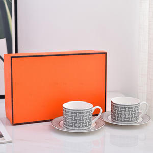 Ensemble de tasses et d'assiettes en porcelaine de luxe européenne en céramique pour la décoration de la maison, ensemble de tasses à thé en porcelaine pour la cuisine - Product Image 4