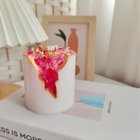 Bougie parfumée en cire de gel en forme de pierre de cristal avec feuille d'or et coquille en cire d'abeille de soja pour la décoration de la maison et les cadeaux