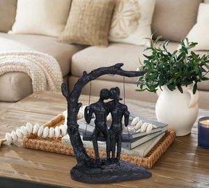 Scultura di coppia Swing in ferro 6 ° amore nero statua del bacio decorazione per la casa dolce ghisa per moglie romantico uomo donna figurine - Product Image 3
