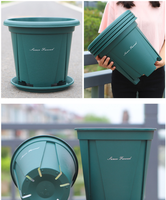 Pot Tanam Plastik Tahan Lama dengan Desain Ventilasi Samping, Dapat Digunakan Kembali untuk Tanaman Balkon dan Taman Dalam Ruangan