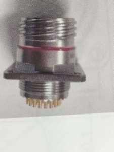 Connecteurs électriques filtrés résistants à l'environnement marin de la série GJB III - Product Image 2