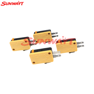 Microinterruptor Amarillo de Tres Terminales, 3 Amperios, 250V CA, Compatible con Botones de Consola de Juegos - Product Image 3