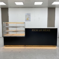 Vitrine de boulangerie moderne à 3 niveaux avec éclairage LED en verre, personnalisable, pour centre commercial, pâtisserie, présentation de gâteaux