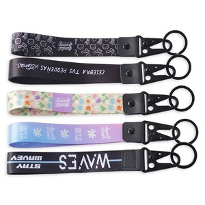 Vente en gros de mousqueton tendance en polyester court de haute qualité avec impression offset et sérigraphie - Product Image 1