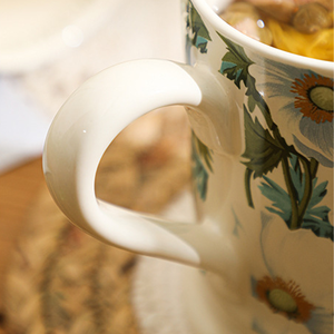 แก้วกาแฟเซรามิกสไตล์โบราณงานแฮนด์เมดลายดอกไม้รุ่นลิมิเต็ดใช้ได้กับเครื่องล้างจานแบบคลาสสิก - Product Image 6