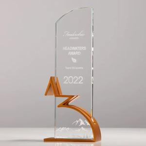 Creativo trofeo di cristallo a cinque punte produzione personalizzata di eccezionali campioni dello staff, secondi classificati e terzi classificati, formica - Product Image 6