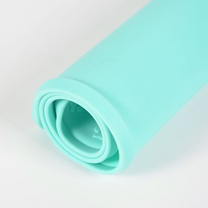 Alfombrilla plegable de silicona para mascotas, a prueba de derrames/antideslizante/impermeable/fácil de limpiar, alfombrilla individual de silicona para mascotas para perros y gatos - Product Image 3