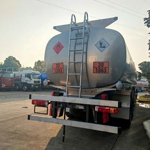 Camión Cisterna Howo 8x4 de Bajo Precio, 30000 Litros, Vehículo de Transporte de Diésel para Distribución de Combustible - Product Image 6