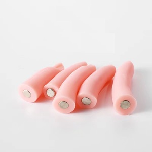 Main d'entraînement réaliste pour la pratique des ongles, avec aimant, pour la formation aux ongles en acrylique, mannequin de manucure de salon, kit d'outils pliables pour la démonstration - Product Image 6