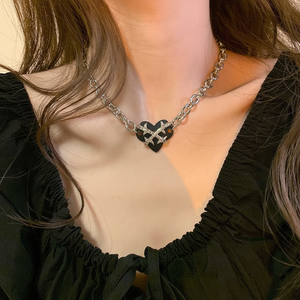 Collane di tendenza moda donna Vintage con cristallo farfalla vendita calda all'ingrosso per i regali - Product Image 2