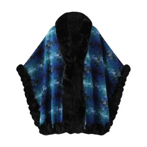 <b>Women</b> Chic Checkered Warm <b>Cloak</b> Faux Fur Trim Sleeveless Shawl Casual Open Front Cape for Vacation Travel Party - Product Image 4